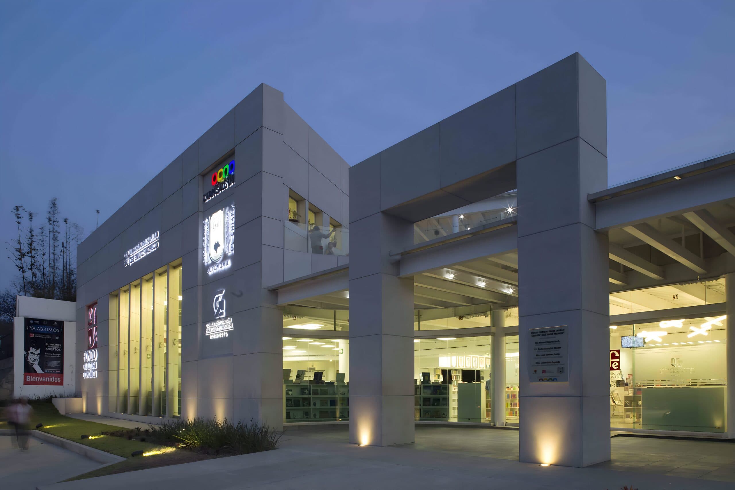 Centro Cultural Balún Canán